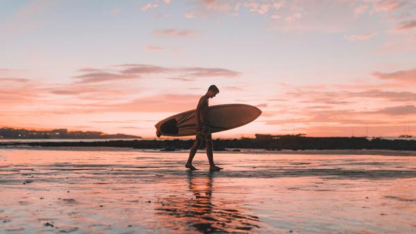 From beginner-friendly white water to world-class breaks for pros, barrel through our guide to Costa Rica's top surf